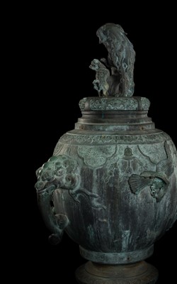 Lot 1 - A VERY LARGE AND MASSIVE BRONZE TEMPLE WATER FOUNTAIN WITH DRAGON SPOUT