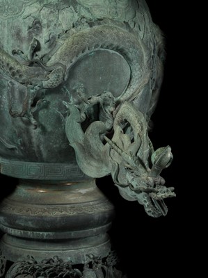 Lot 1 - A VERY LARGE AND MASSIVE BRONZE TEMPLE WATER FOUNTAIN WITH DRAGON SPOUT