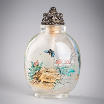 Lot 1770 - AN INSIDE-PAINTED GLASS SNUFF BOTTLE, REPUBLIC PERIOD