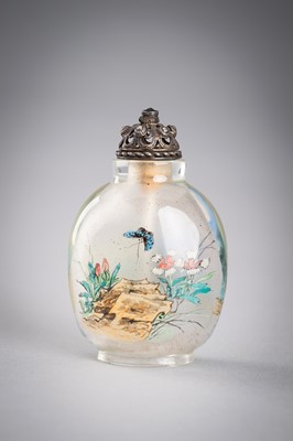 AN INSIDE-PAINTED GLASS SNUFF BOTTLE, REPUBLIC PERIOD