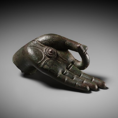 Lot 314 - A LIFE-SIZE BRONZE HAND, MING DYNASTY