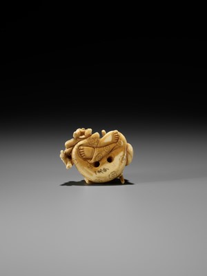 Lot 173 - IKKOSAI: A VERY RARE IVORY NETSUKE OF WASOBEI IN THE LAND OF LILLIPUT