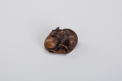 Lot 340 - A RARE COROZO NUT NETSUKE OF A RAT ON A GOURD