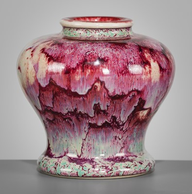 Lot 115 - MAKUZU KOZAN: A FINE FLAMBÉ-GLAZED PORCELAIN MINIATURE VASE