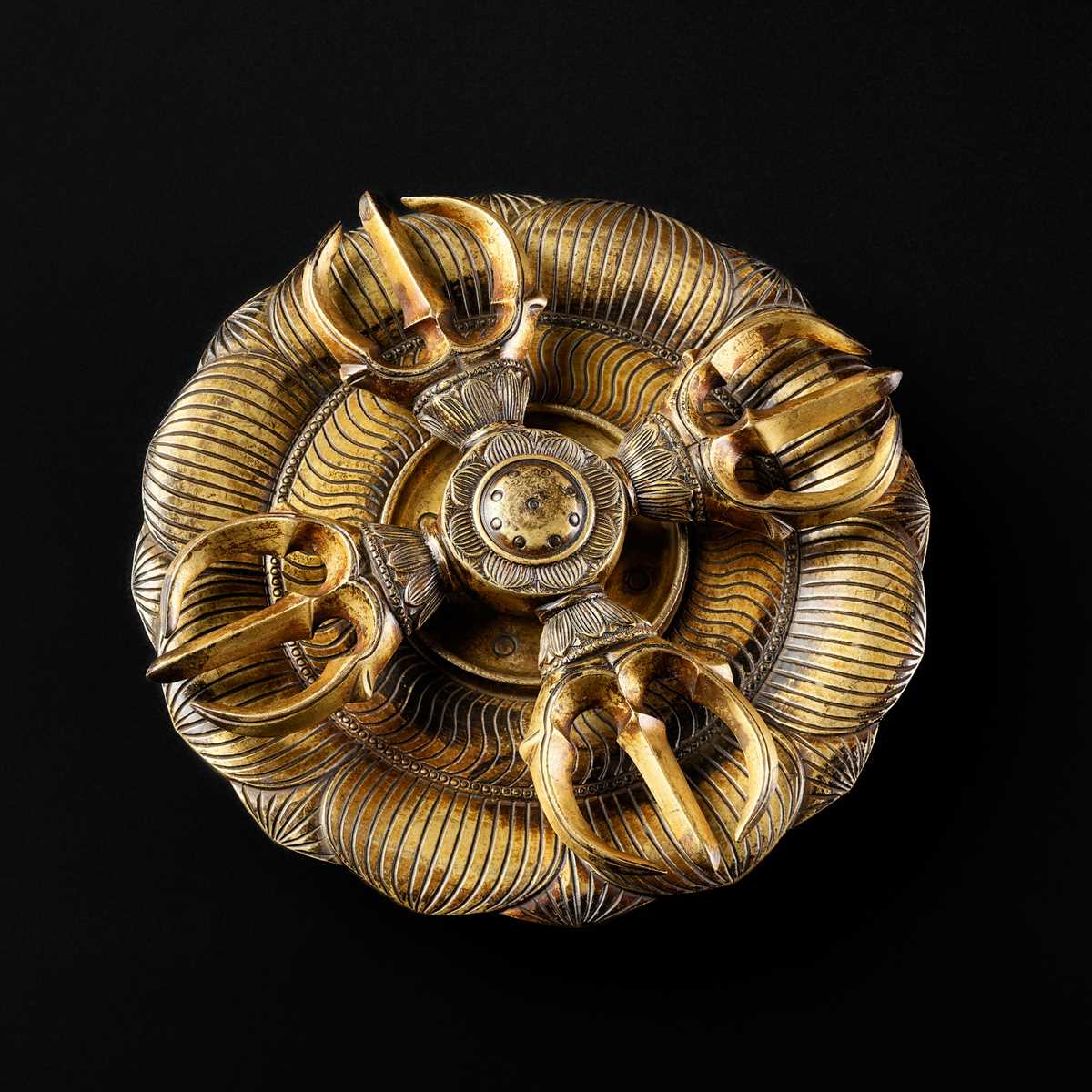 Lot 3 - A GILT BRONZE KATSUMA WITH MATCHING LOTUS TRAY, KAMAKURA