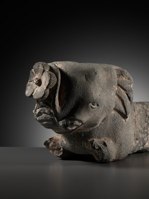 Lot 103 - A GRAY SCHIST STUPA PEG IN THE FORM OF AN ELEPHANT, ANCIENT REGION OF GANDHARA