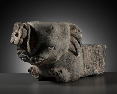 Lot 103 - A GRAY SCHIST STUPA PEG IN THE FORM OF AN ELEPHANT, ANCIENT REGION OF GANDHARA
