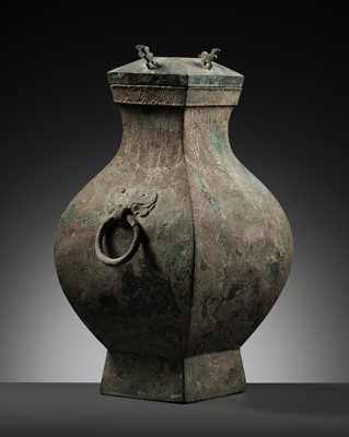 Lot 373 - A LARGE BRONZE STORAGE VESSEL AND COVER, FANGHU, HAN DYNASTY