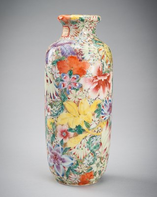 Lot 2013 - A MILLEFLEUR PORCELAIN VASE, REPUBLIC PERIOD