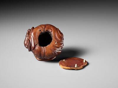 Lot 317 - OSAI: A WOOD OKIMONO OF RAIJIN DISCHARGING A STORM