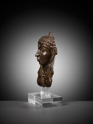 Lot 258 - A BRONZE PROCESSIONAL MASK, MOHRA, DEPICTING LAKSHMI, 17TH-18TH CENTURY