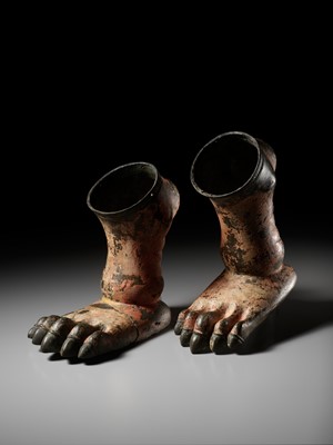 Lot 264 - A PAIR OF MASSIVE BRONZE YALI FEET, SOUTH INDIA, TAMIL NADU, 18TH CENTURY