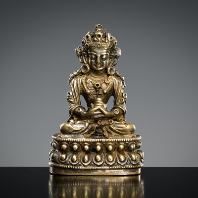 Lot 297 - A SMALL SILVERED COPPER ALLOY FIGURE OF AMITAYUS, 18TH-19TH CENTURY