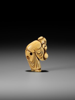 Lot 2 - AN EARLY IVORY NETSUKE OF A CHINESE IMMORTAL WITH A GOURD