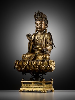 Lot 54 - A RARE AND LARGE GILT BRONZE FIGURE OF ‘WILLOWLEAF’ GUANYIN, MING DYNASTY