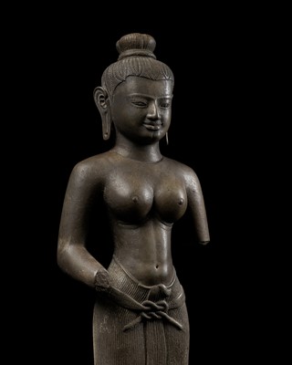 Lot 200 - A LARGE SANDSTONE FIGURE OF TARA, CHAM PERIOD, LATER MY SON E1 STYLE, 8TH-9TH CENTURY