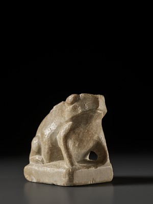 Lot 100 - A RARE WHITE MARBLE FIGURE OF A FROG, TANG DYNASTY