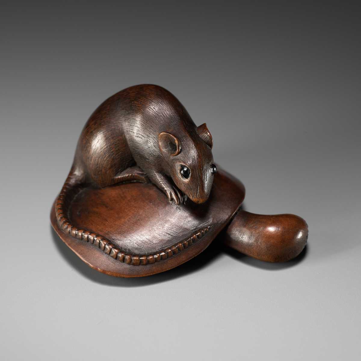 Lot 79 - MASANAO: A FINE WOOD NETSUKE OF A RAT ON A MUSHROOM