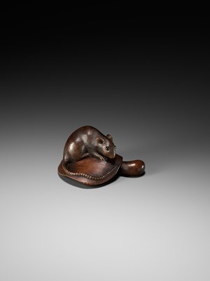 Lot 79 - MASANAO: A FINE WOOD NETSUKE OF A RAT ON A MUSHROOM