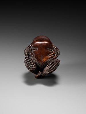 Lot 84 - MASANAO: A FINE WOOD NETSUKE OF A TOAD WITH YOUNG