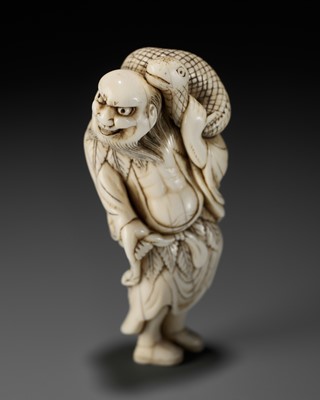 Lot 4 - A RARE IVORY NETSUKE OF A SENNIN WITH A SNAKE