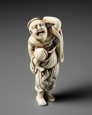 Lot 456 - AN IVORY NETSUKE OF TOBOSAKU SENNIN HOLDING A PEACH