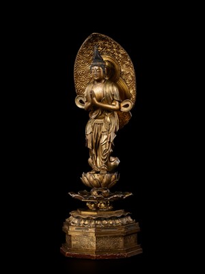 Lot 8 - A GILT WOOD FIGURE OF SEISHI BOSATSU, EARLY EDO PERIOD