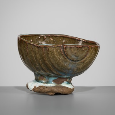 Lot 83 - A BROWN, TURQUOISE, AND CREAM-GLAZED CHAWAN (TEA BOWL)