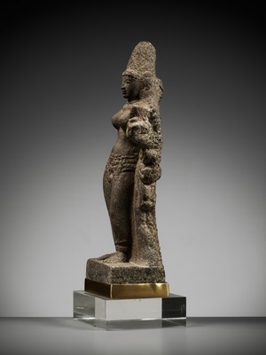 Lot 238 - A GRANITE FIGURE OF PARVATI, CHOLA PERIOD