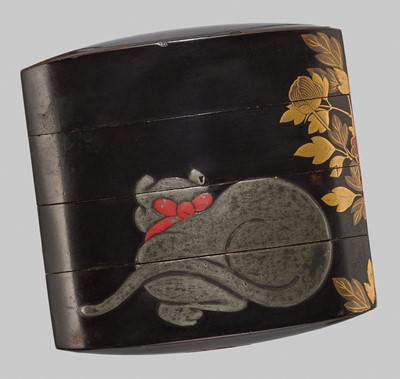 Lot 11 - A BLACK LACQUER THREE-CASE INRO WITH A CAT AND BUTTERFLY
