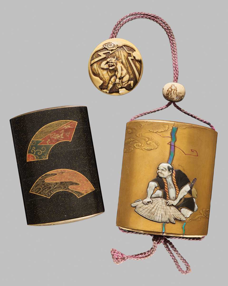 Lot 53 - A FINE SHIBAYAMA INLAID LACQUER SAYA (SHEATHE) FOUR-CASE INRO