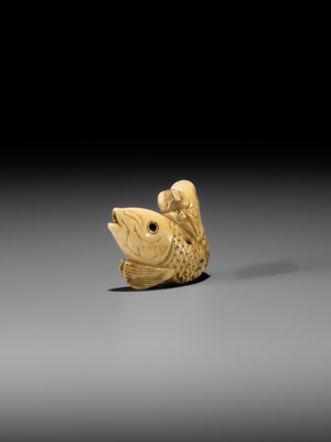 Lot 1 - YOSHITSUGU: AN EARLY IVORY NETSUKE OF KINKO SENNIN ON A CARP