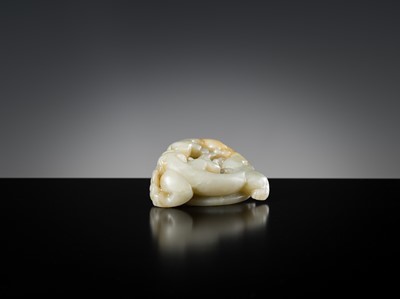 Lot 175 - A PALE CELADON AND RUSSET JADE ‘CHILONG AND YOUNG WITH LINGZHI’ BI DISK, 18TH-19TH CENTURY
