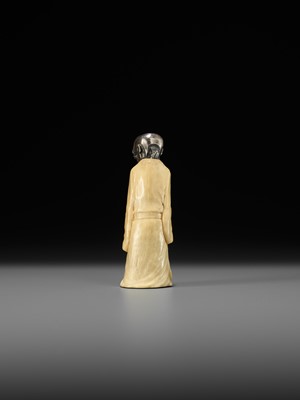 Lot 226 - A SILVER AND ANTLER NETSUKE OF A GHOST, YUREI, ATTRIBUTED TO GEORGES WEIL