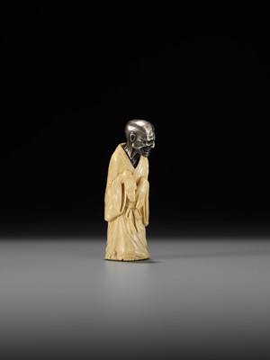 Lot 226 - A SILVER AND ANTLER NETSUKE OF A GHOST, YUREI, ATTRIBUTED TO GEORGES WEIL