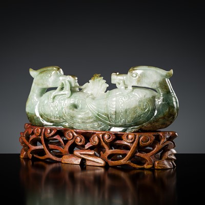 Lot 467 - A LARGE PALE AND EMERALD GREEN JADEITE CARVING OF TWO MANDARIN DUCKS, FIRST HALF OF THE 20TH CENTURY