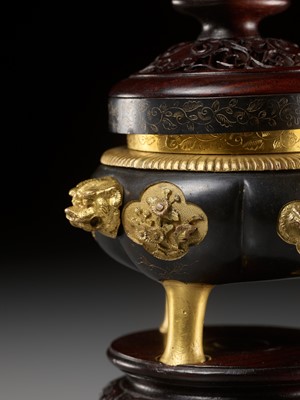 Lot 75 - A SAWASA GILT BRONZE CENSER WITH MATCHING HARDWOOD STAND, COVER AND WHITE JADE FINIAL, 17TH-18TH CENTURY