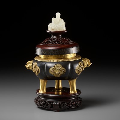 Lot 75 - A SAWASA GILT BRONZE CENSER WITH MATCHING HARDWOOD STAND, COVER AND WHITE JADE FINIAL, 17TH-18TH CENTURY