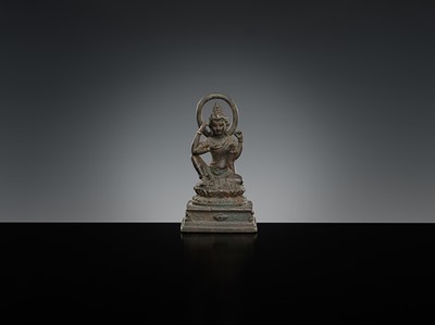 Lot 605 - A BRONZE FIGURE OF AVALOKITESHVARA, JAVA, 9TH-10TH CENTURY