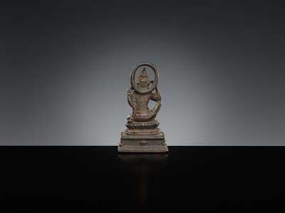Lot 605 - A BRONZE FIGURE OF AVALOKITESHVARA, JAVA, 9TH-10TH CENTURY