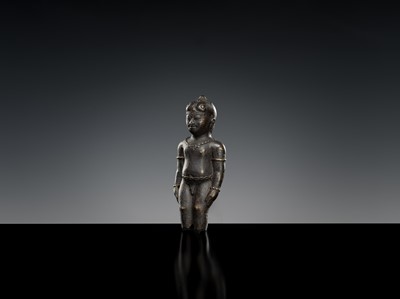 Lot 413 - A BRONZE FIGURE FRAGMENT OF A NOBLE BOY, MAJAPAHIT, 14TH CENTURY