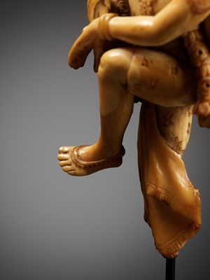 Lot 260 - A CARVED IVORY FIGURE OF VISHNU, INDIA, 17TH-18TH CENTURY