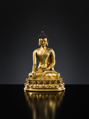 Lot 21 - A GILT BRONZE FIGURE OF BUDDHA SHAKYAMUNI, TIBET, 18TH – 19th CENTURY