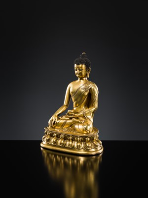 Lot 21 - A GILT BRONZE FIGURE OF BUDDHA SHAKYAMUNI, TIBET, 18TH – 19th CENTURY