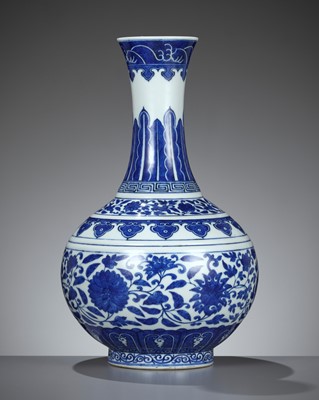 Lot 160 - A MING-STYLE BLUE AND WHITE BOTTLE VASE, GUANGXU MARK AND PERIOD