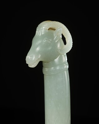 Lot 307 - A MUGHAL CELADON JADE ‘RAM’ HILT, INDIA, 17TH-18TH CENTURY