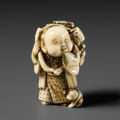 Lot 485 - TOMOCHIKA: A AN IVORY NETSUKE OF FUKUSUKE