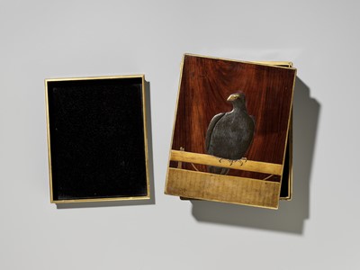 Lot 35 - A FINE LACQUERED WOOD BUNKO (DOCUMENT BOX) DEPICTING A FALCON AND MOUNT FUJI