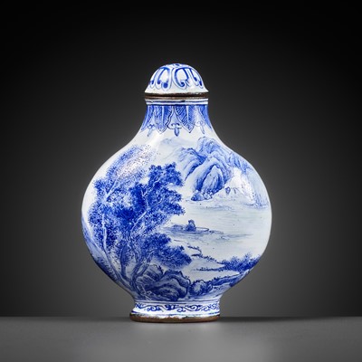 Lot 123 - AN EXCEEDINGLY RARE ENAMEL ON COPPER SNUFF BOTTLE, POSSIBLY IMPERIAL, QIANLONG FOUR-CHARACTER MARK AND PERIOD (1736-1795)