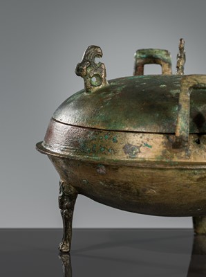 Lot 72 - A BRONZE TRIPOD FOOD VESSEL, DING, HAN DYNASTY